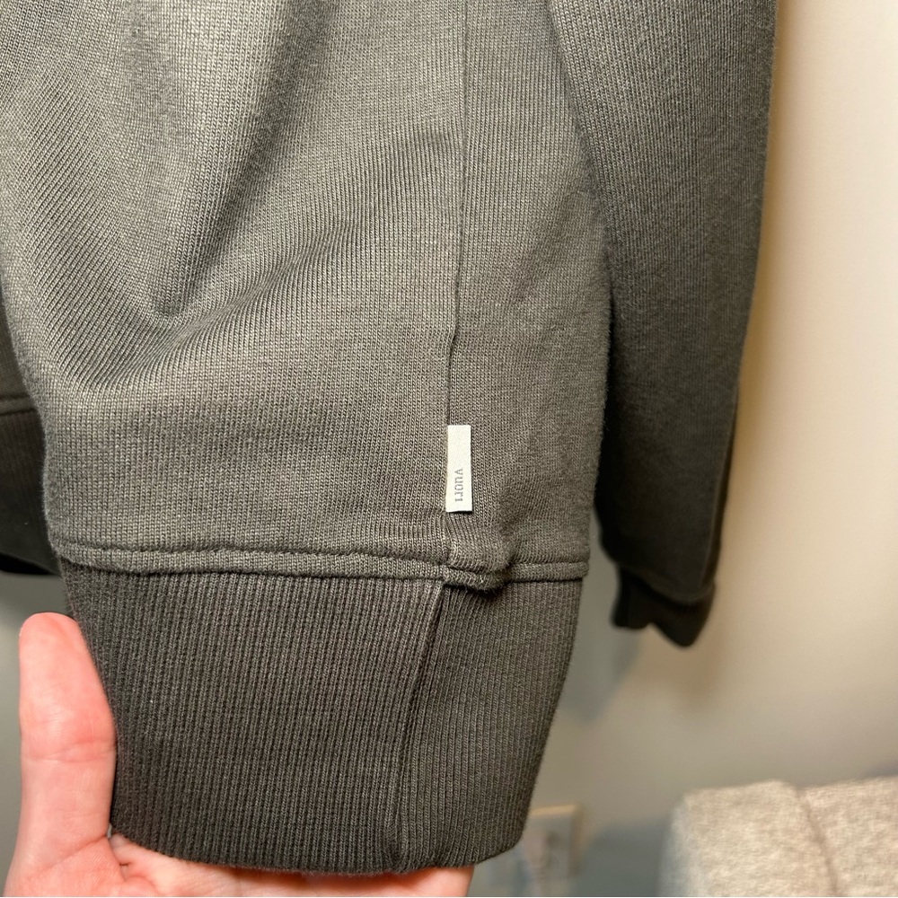 Vuori Belleview Crew Balsam Green Size Medium - Picture 3 of 7